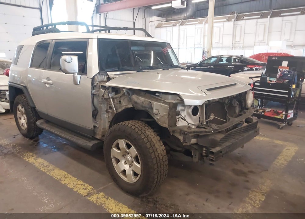 2007 TOYOTA FJ CRUISER VIN: JTEBU11F370044280