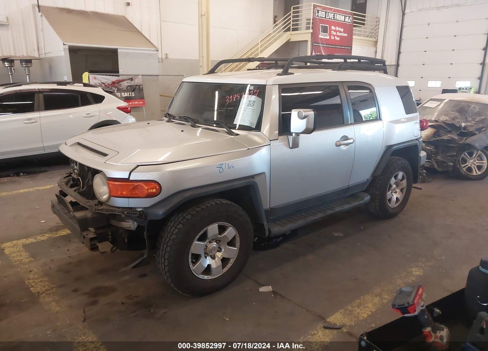 2007 TOYOTA FJ CRUISER VIN: JTEBU11F370044280