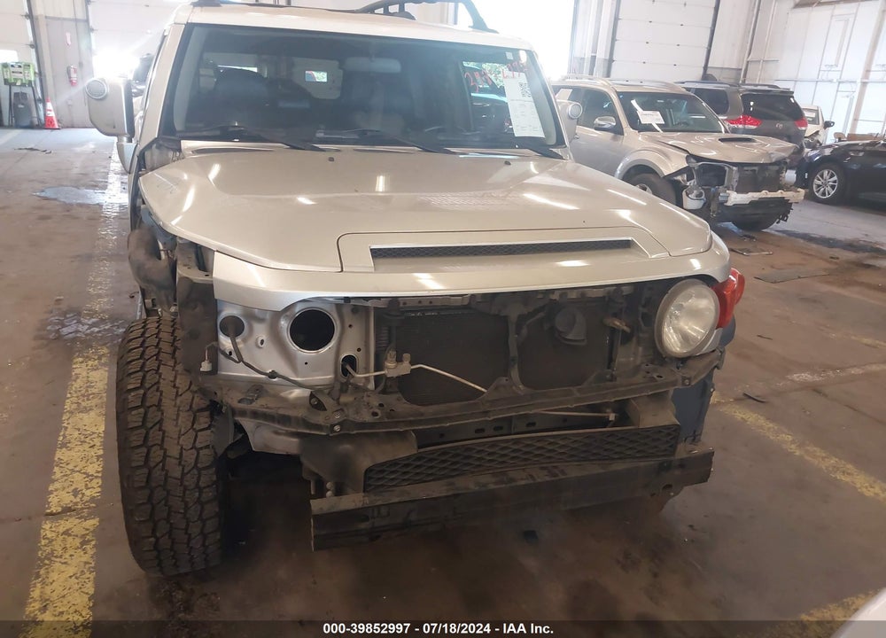 2007 TOYOTA FJ CRUISER VIN: JTEBU11F370044280