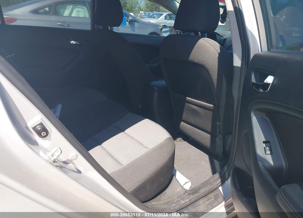 2015 KIA FORTE EX VIN: KNAFX5A86F5303414
