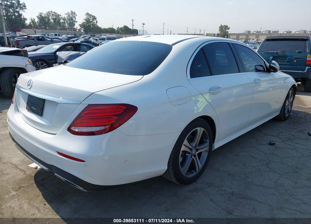 2017 MERCEDES-BENZ E 300 VIN: WDDZF4JB8HA057040