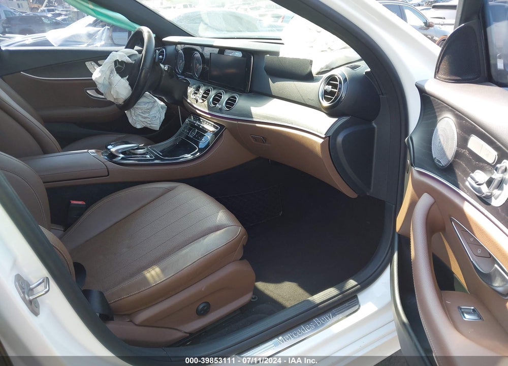 2017 MERCEDES-BENZ E 300 VIN: WDDZF4JB8HA057040