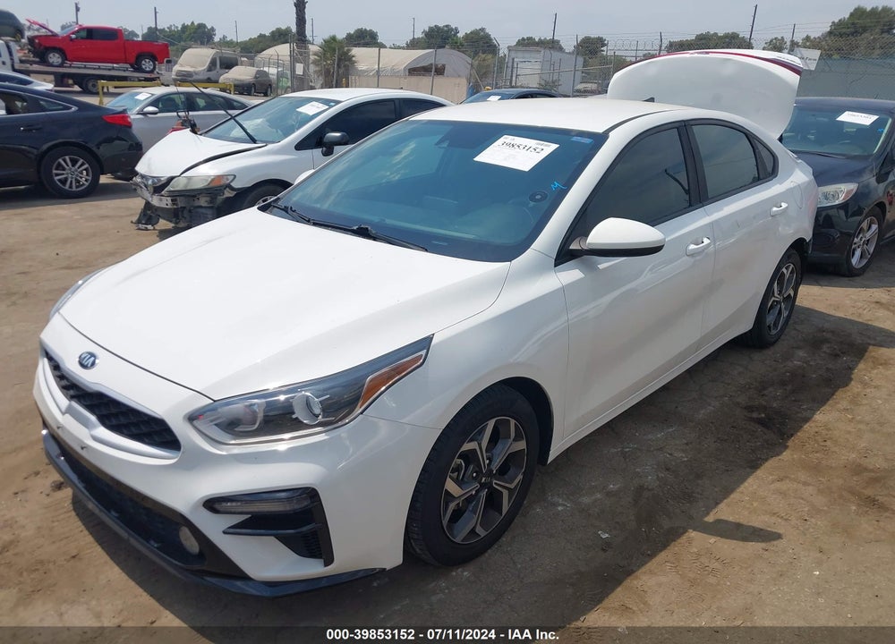 2019 KIA FORTE LXS VIN: 3KPF24ADXKE120122