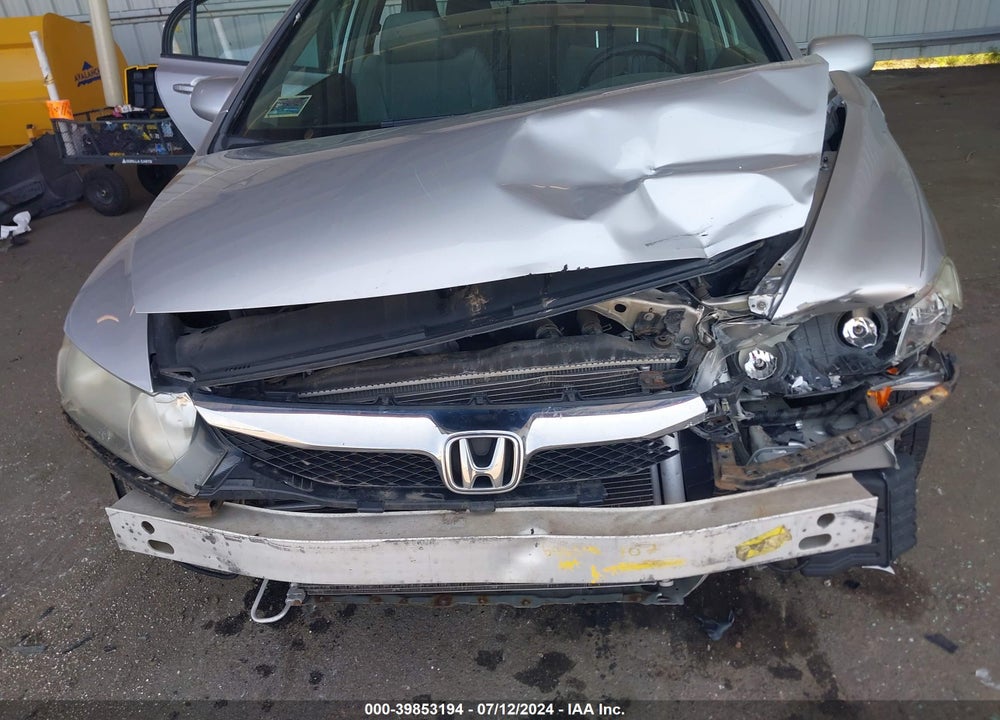 2011 HONDA CIVIC LX VIN: 19XFA1F57BE024466
