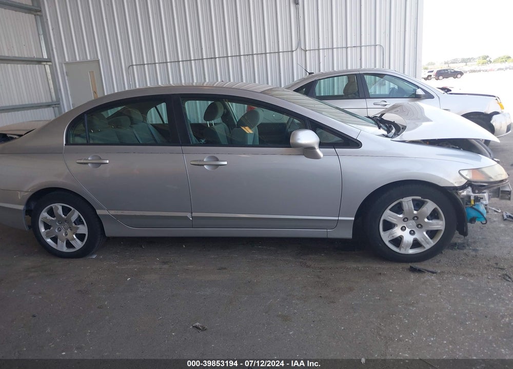2011 HONDA CIVIC LX VIN: 19XFA1F57BE024466