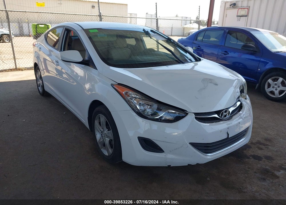 2013 HYUNDAI ELANTRA GLS VIN: 5NPDH4AE6DH375329