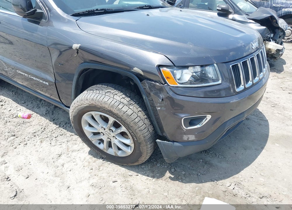 2015 JEEP GRAND CHEROKEE LAREDO VIN: 1C4RJFAG6FC211035
