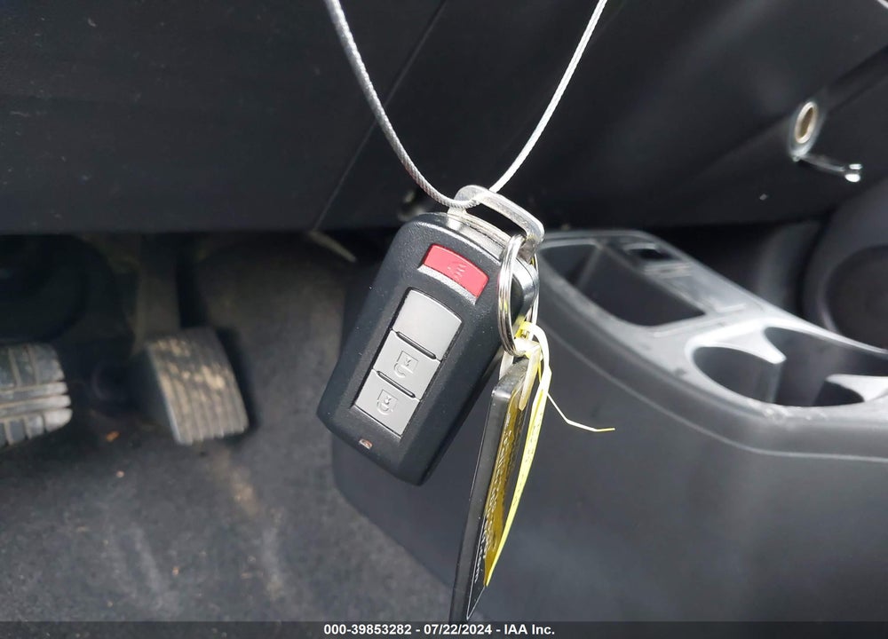 2015 MITSUBISHI MIRAGE ES VIN: ML32A4HJ8FH052399