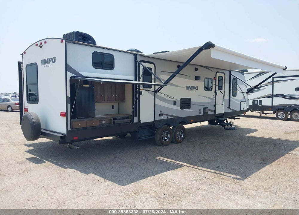 2018 CRUISER RV MPG ULTRA LITE SERIE VIN: 5RXHB3621J2364437
