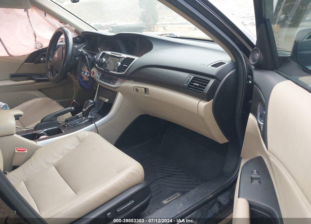 2015 HONDA ACCORD HYBRID EX-L VIN: 1HGCR6F59FA000706