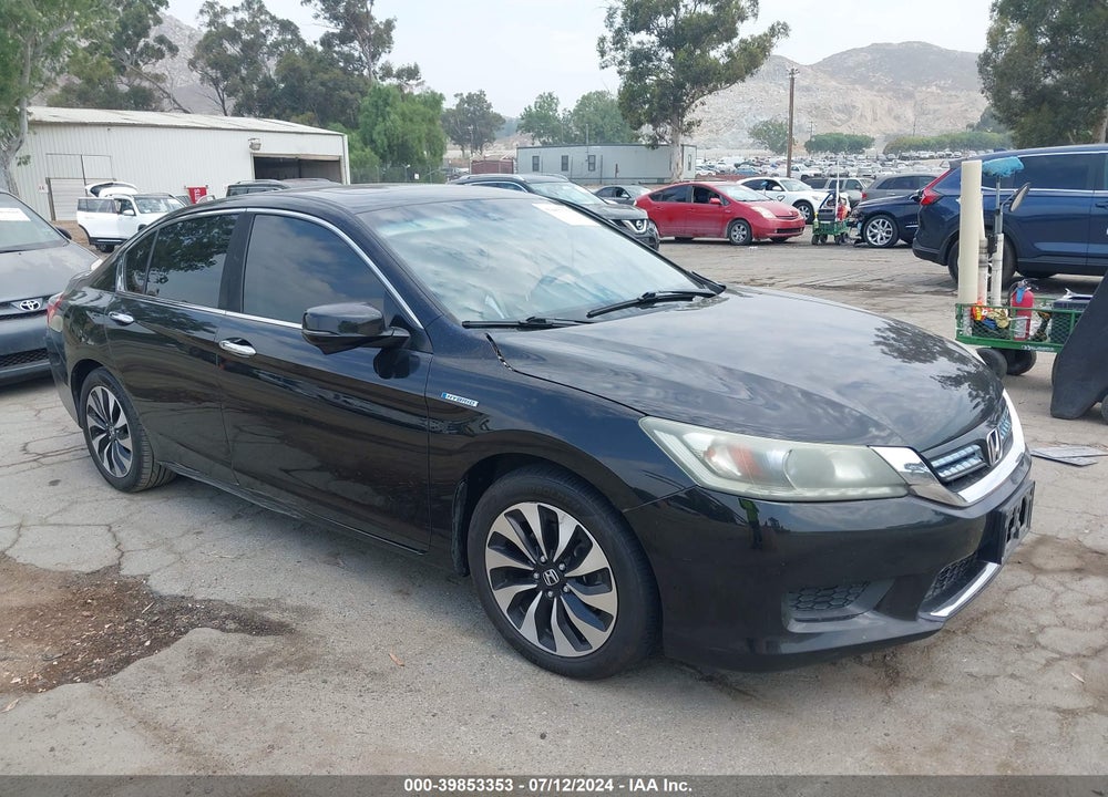 2015 HONDA ACCORD HYBRID EX-L VIN: 1HGCR6F59FA000706