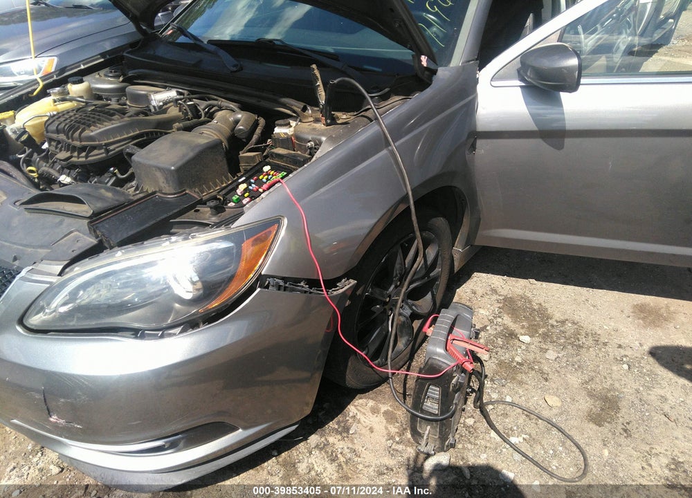 2013 CHRYSLER 200 VIN: 1C3CCBCG8DN719650