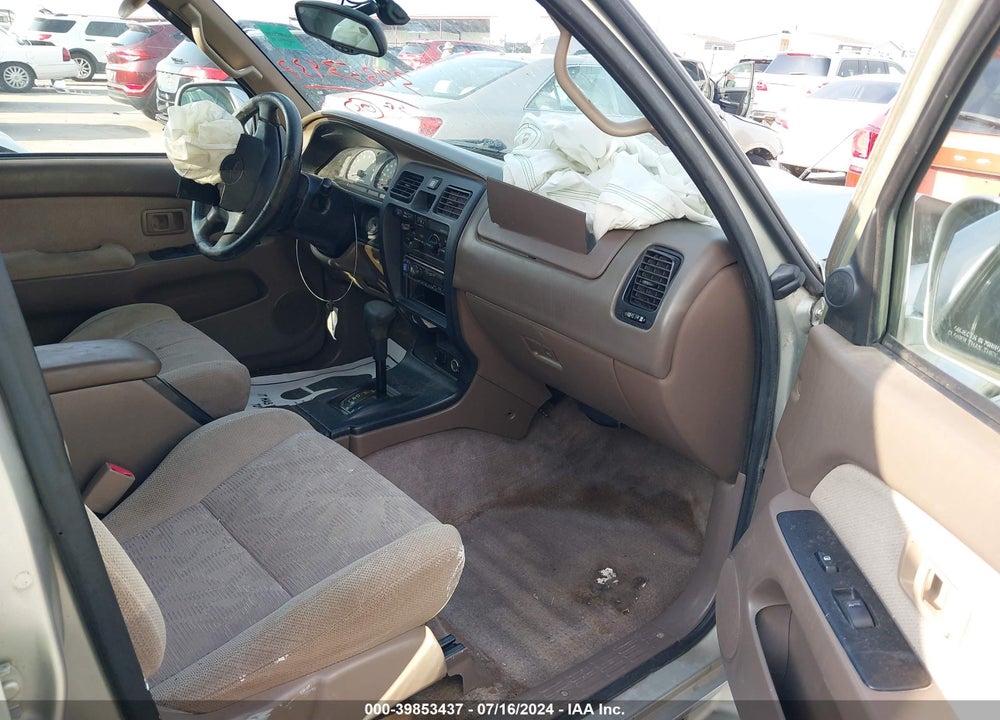 2000 TOYOTA 4RUNNER SR5 V6 VIN: JT3GN86R6Y0168567