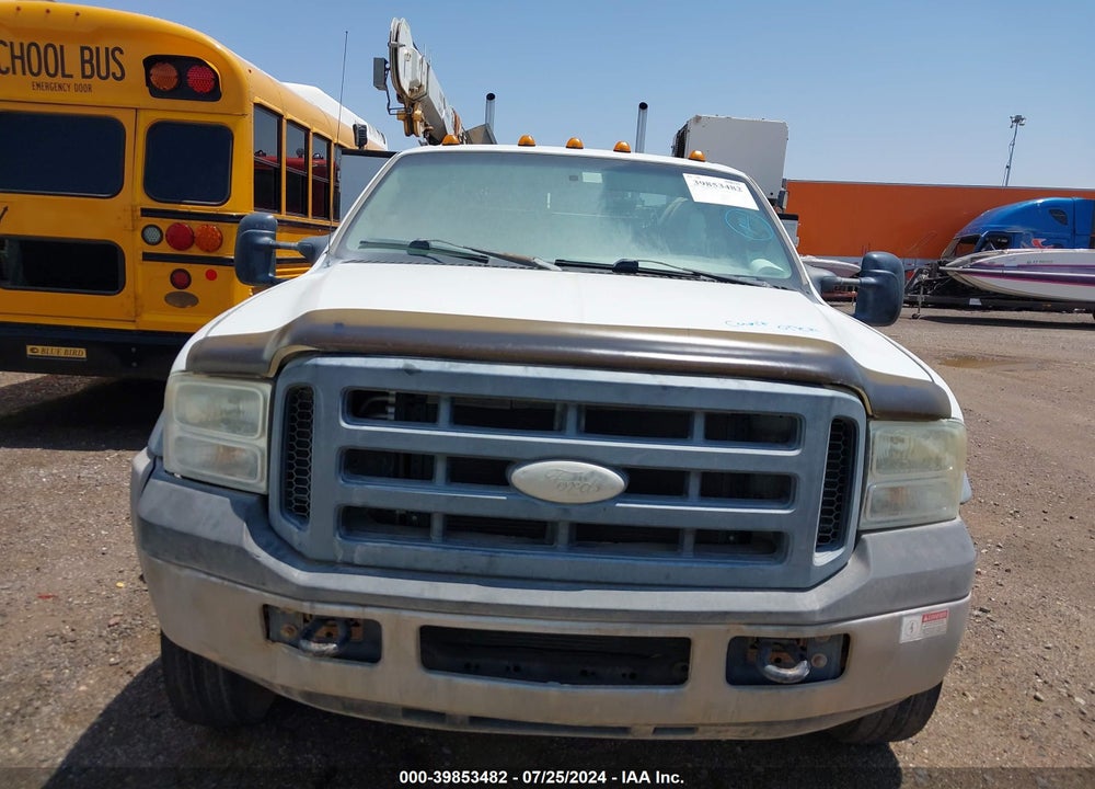 2006 FORD F-550 CHASSIS VIN: 1FDAF56PX6ED43331
