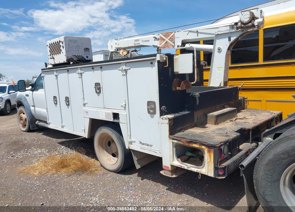 2006 FORD F-550 CHASSIS VIN: 1FDAF56PX6ED43331