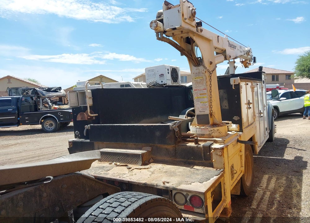 2006 FORD F-550 CHASSIS VIN: 1FDAF56PX6ED43331