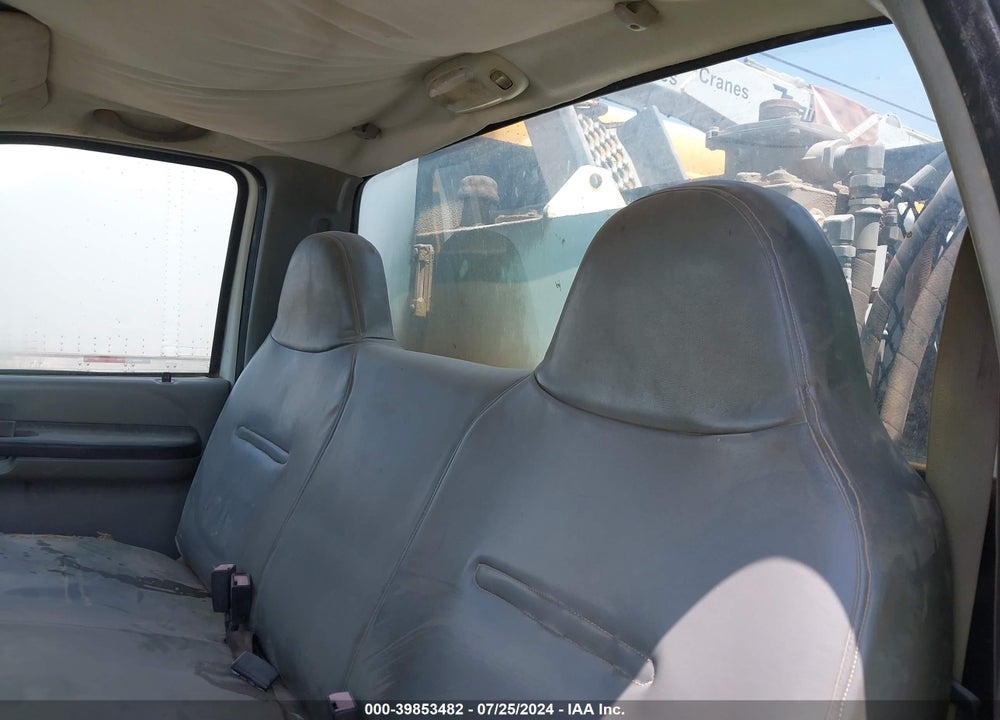 2006 FORD F-550 CHASSIS VIN: 1FDAF56PX6ED43331