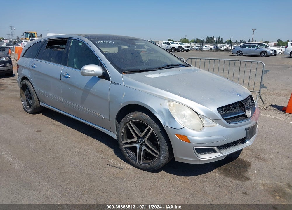 2006 MERCEDES-BENZ R 500 4MATIC VIN: 4JGCB75EX6A010926