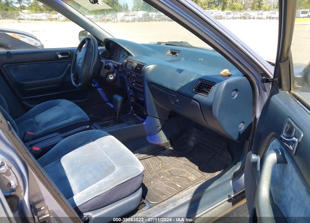 1992 HONDA ACCORD DX VIN: 1HGCB7641NA054503