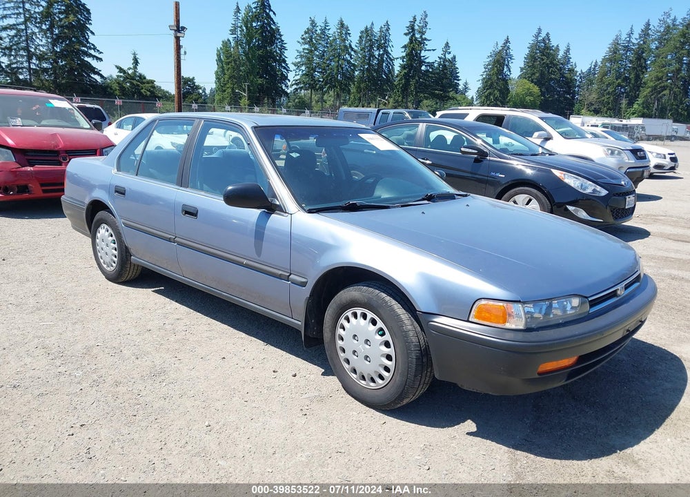 1992 HONDA ACCORD DX VIN: 1HGCB7641NA054503