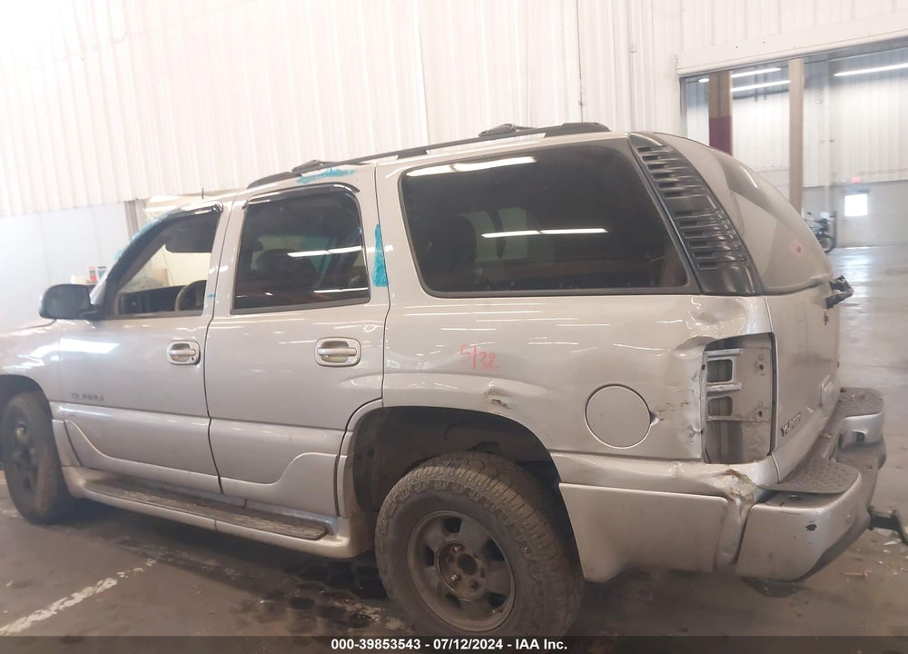 2004 GMC YUKON DENALI VIN: 1GKEK63U54J138560