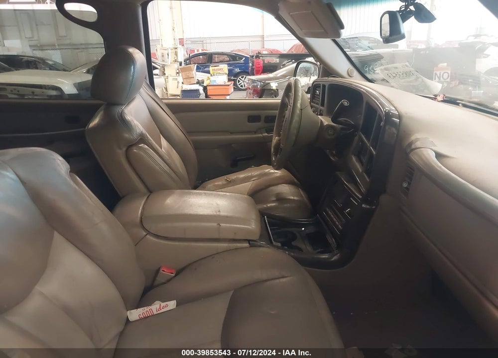 2004 GMC YUKON DENALI VIN: 1GKEK63U54J138560
