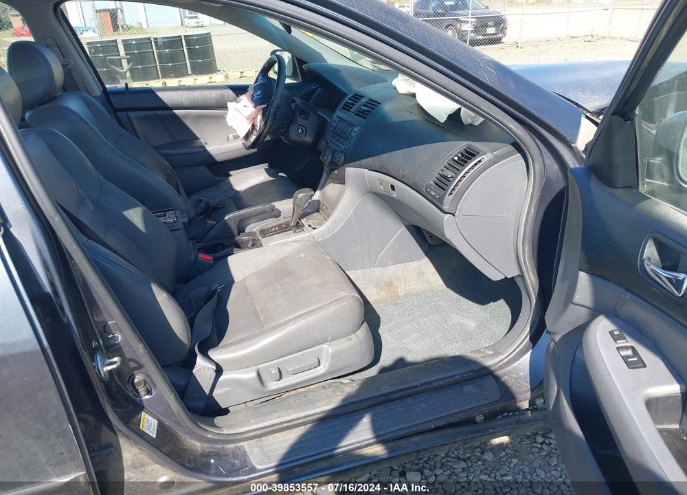 2007 HONDA ACCORD 3.0 EX VIN: 1HGCM66557A092512