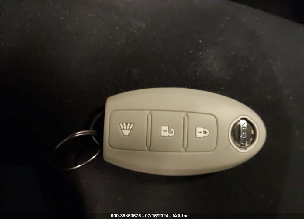 2015 NISSAN PATHFINDER SV VIN: 5N1AR2MM7FC643421