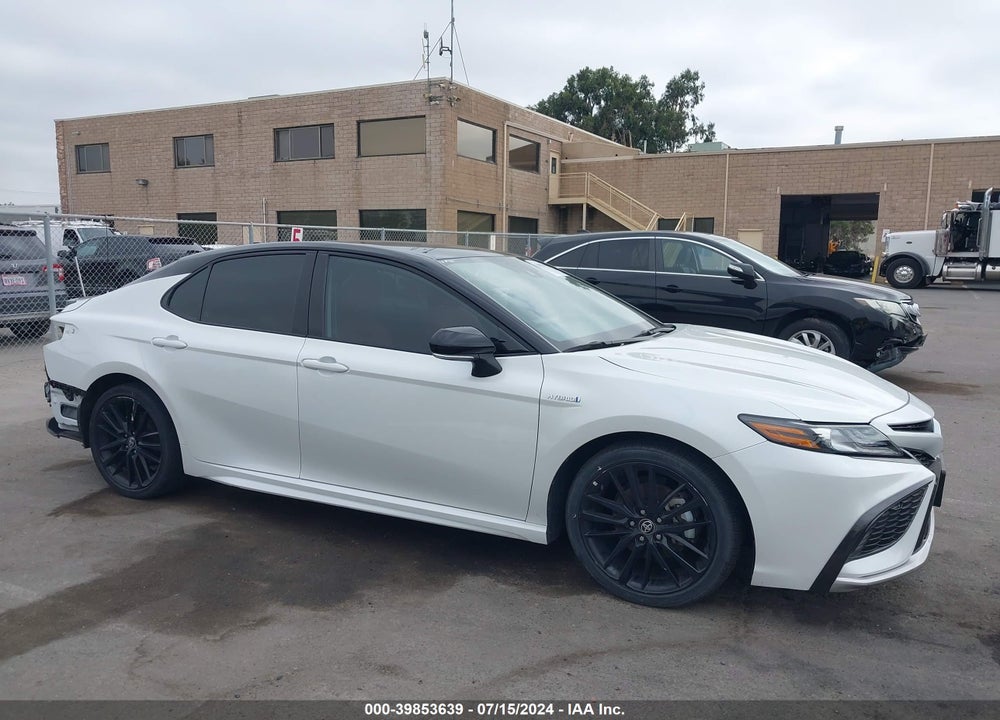2021 TOYOTA CAMRY XSE HYBRID VIN: 4T1K31AK9MU027147