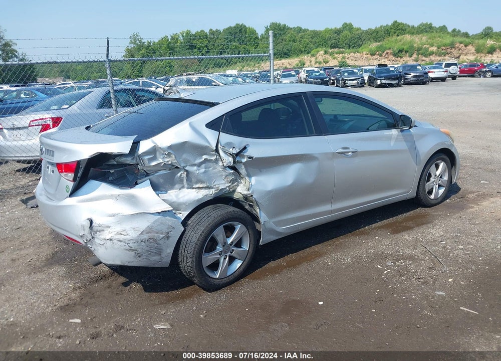 2013 HYUNDAI ELANTRA GLS VIN: 5NPDH4AE7DH269391