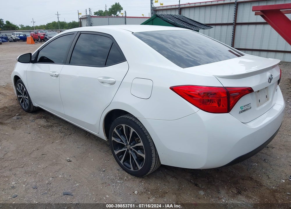2017 TOYOTA COROLLA SE VIN: 5YFBURHE4HP577391