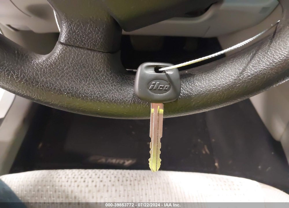 2012 TOYOTA CAMRY LE VIN: 4T1BF1FK0CU556114