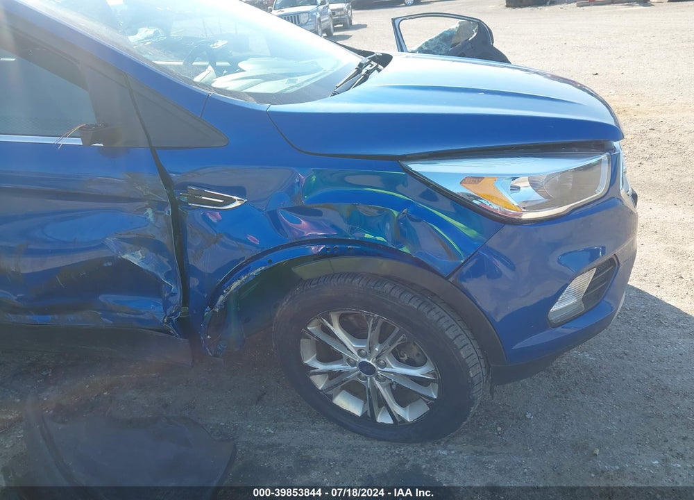 2017 FORD ESCAPE SE VIN: 1FMCU9GD5HUC10754