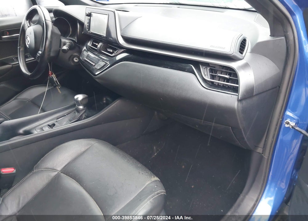 2018 TOYOTA C-HR XLE VIN: NMTKHMBX4JR007128
