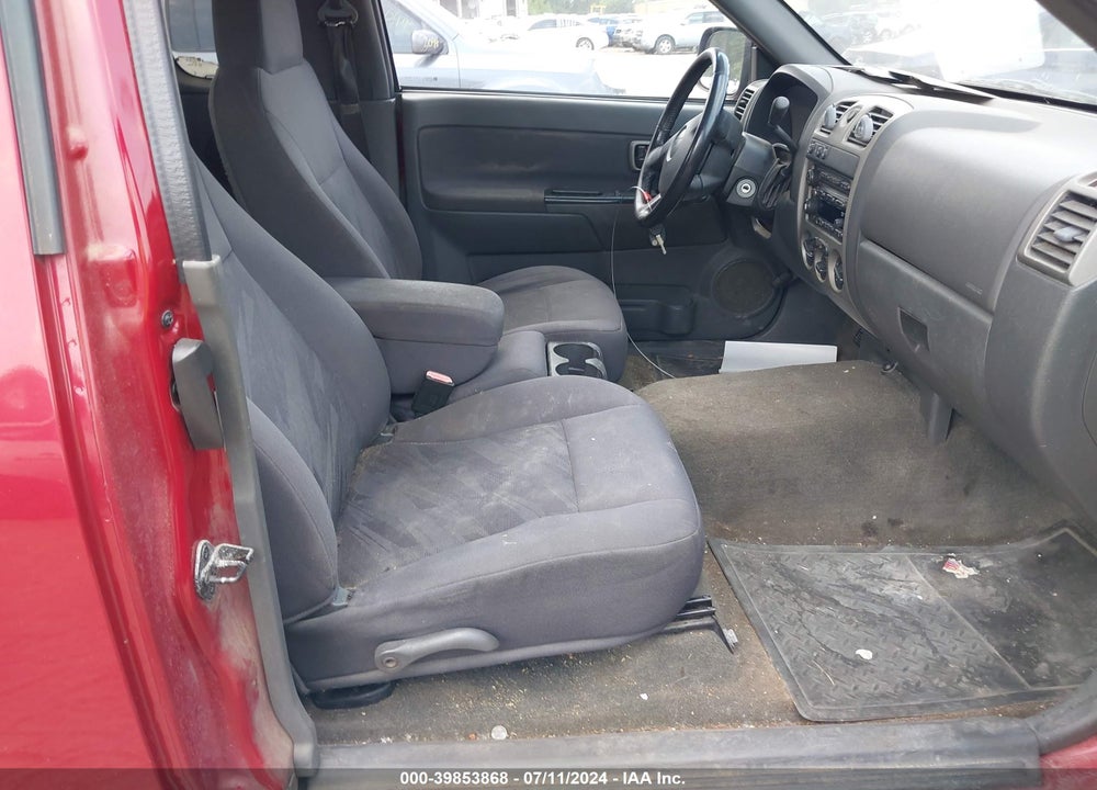 2005 CHEVROLET COLORADO LS VIN: 1GCDT196058215618