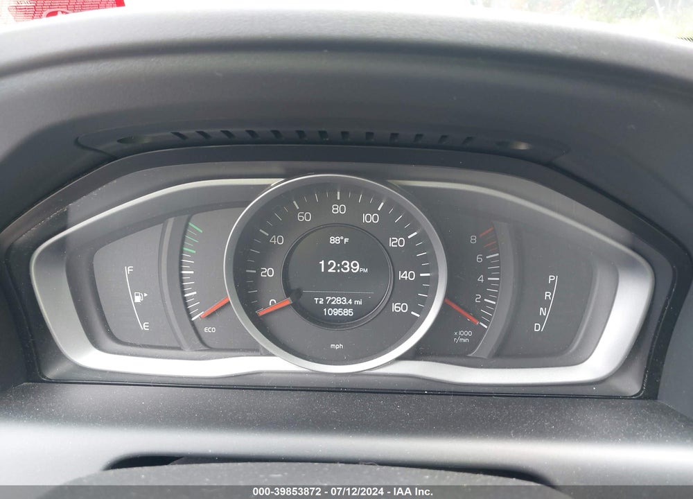 2015 VOLVO XC60 T5 VIN: YV4612RJ8F2699614