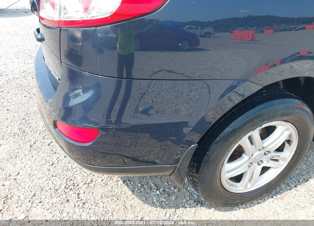 2011 HYUNDAI SANTA FE GLS VIN: 5XYZGDAB9BG016768