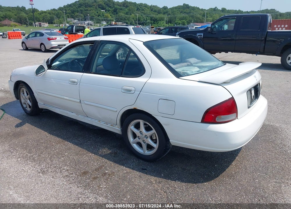 2001 NISSAN SENTRA SE- VIN: 3N1BB51D71L128969