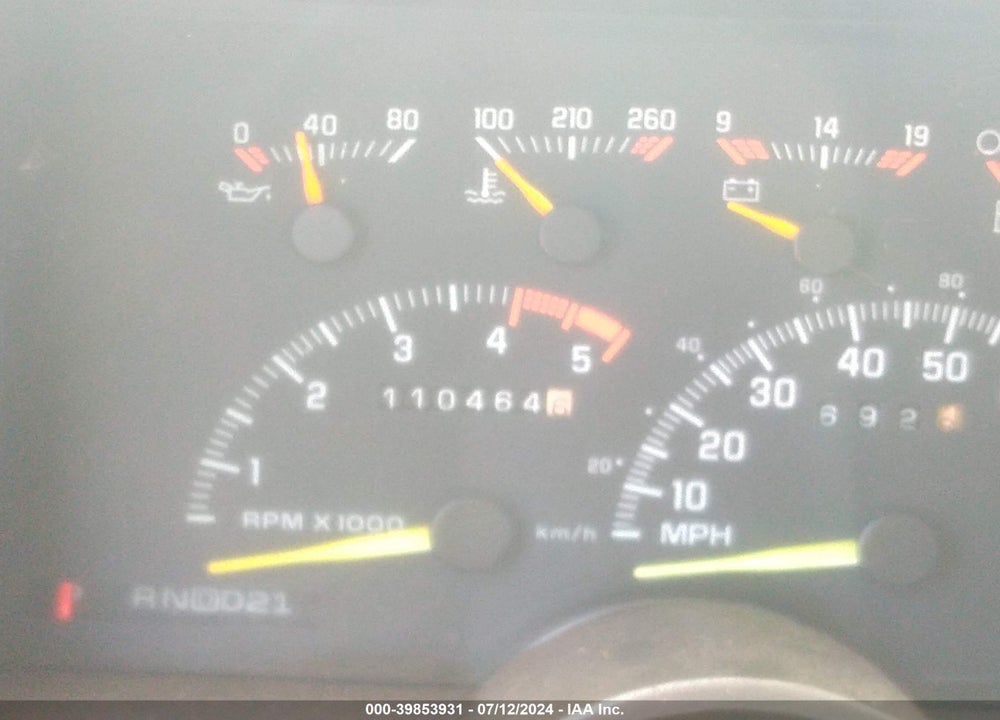1994 CHEVROLET GMT-400 C1500 VIN: 2GCEC19K6R1308492
