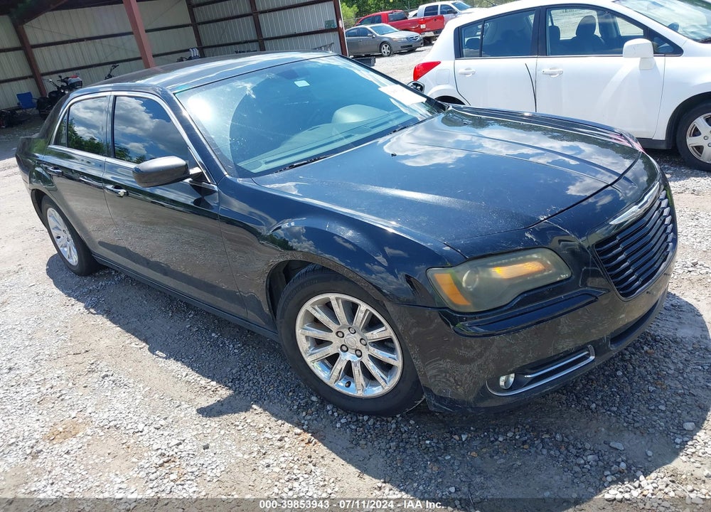 2013 CHRYSLER 300C VIN: 2C3CCAET4DH661677