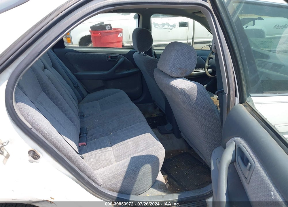 2001 TOYOTA CAMRY LE VIN: JT2BG22K710562776