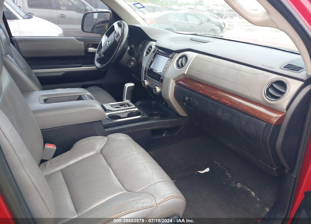 2016 TOYOTA TUNDRA LIMITED 5.7L V8 VIN: 5TFFW5F16GX207421
