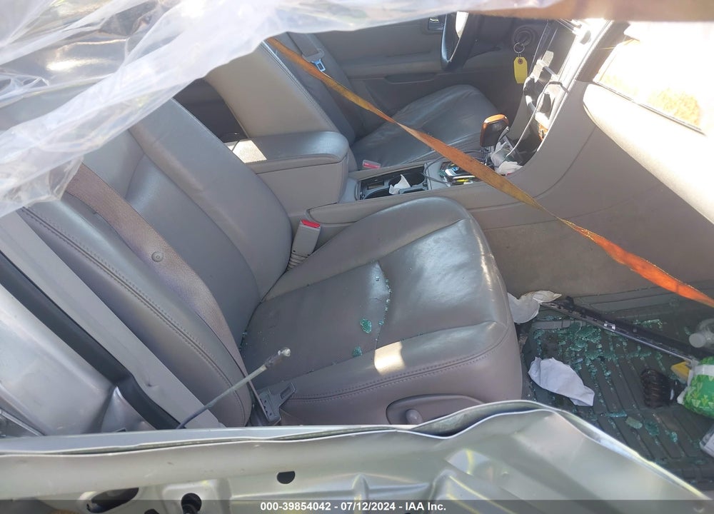 2008 CADILLAC SRX V6 VIN: 1GYEE637X80133700
