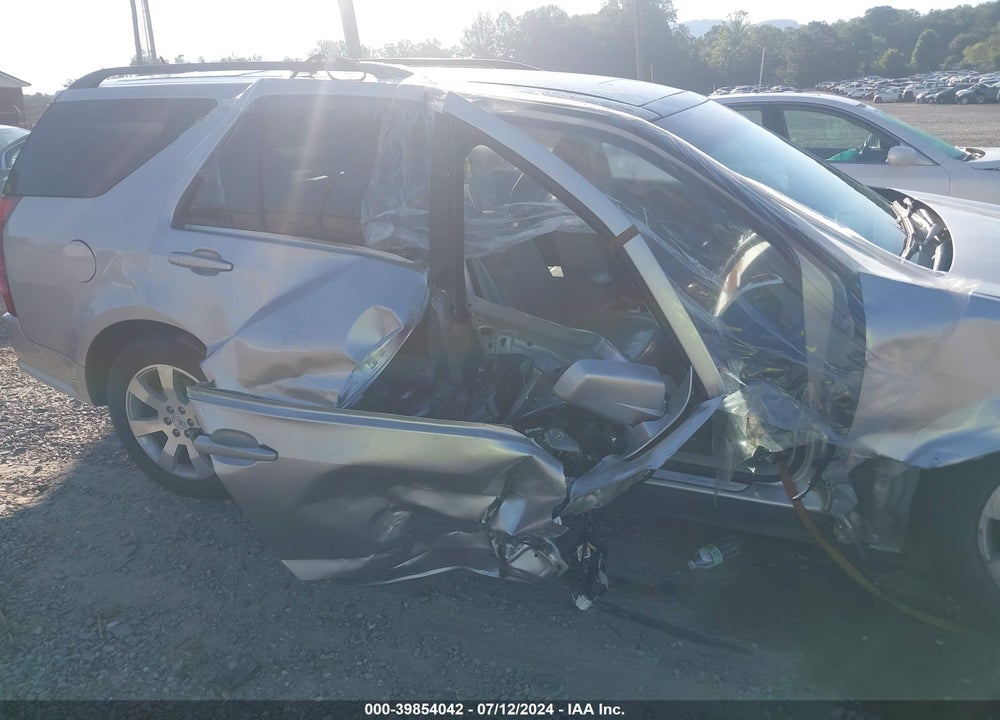 2008 CADILLAC SRX V6 VIN: 1GYEE637X80133700