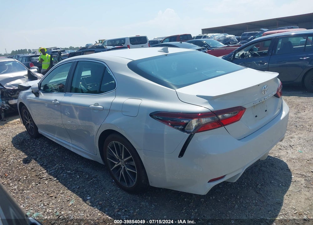 2024 TOYOTA CAMRY SE VIN: 4T1T11AK1RU188643