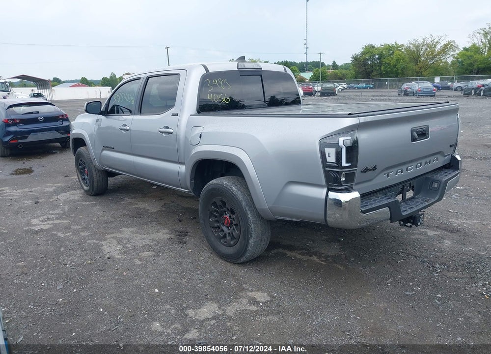 2019 TOYOTA TACOMA SR5 V6 VIN: 3TMCZ5AN9KM240870