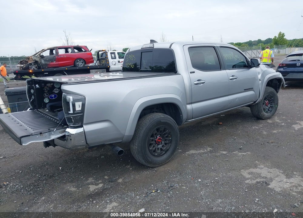 2019 TOYOTA TACOMA SR5 V6 VIN: 3TMCZ5AN9KM240870