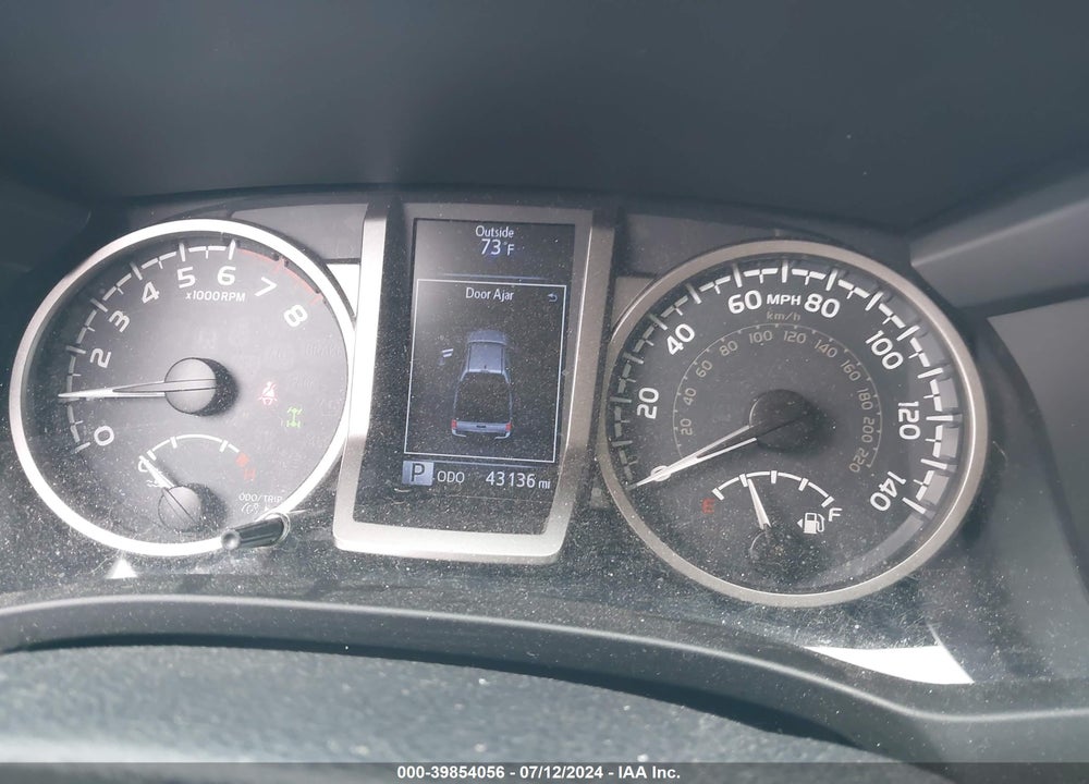 2019 TOYOTA TACOMA SR5 V6 VIN: 3TMCZ5AN9KM240870