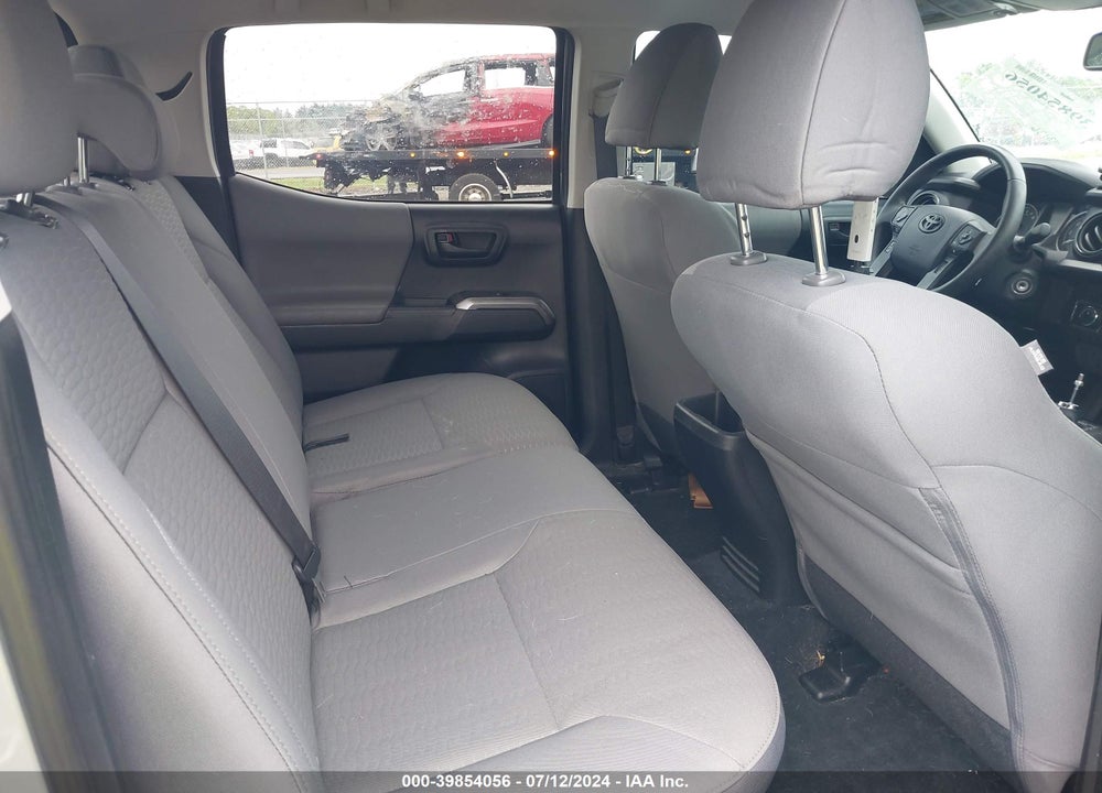 2019 TOYOTA TACOMA SR5 V6 VIN: 3TMCZ5AN9KM240870