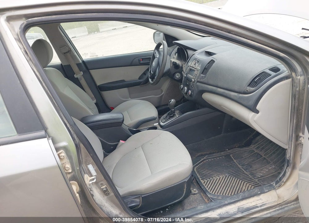 2012 KIA FORTE EX VIN: KNAFU4A26C5470074